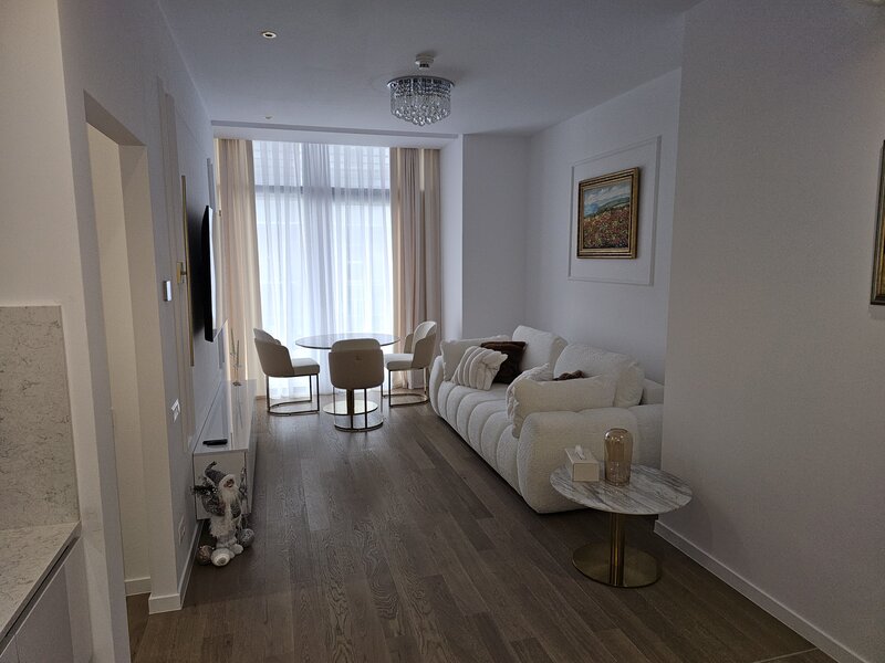 Floreasca UpSite by Atenor, 3/25, imobil 2025, parcare + boxa subsol